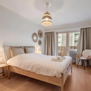Appartement Beautiful Spacious 100m From The With 2 Terraces & Private Garage Box, Ostende