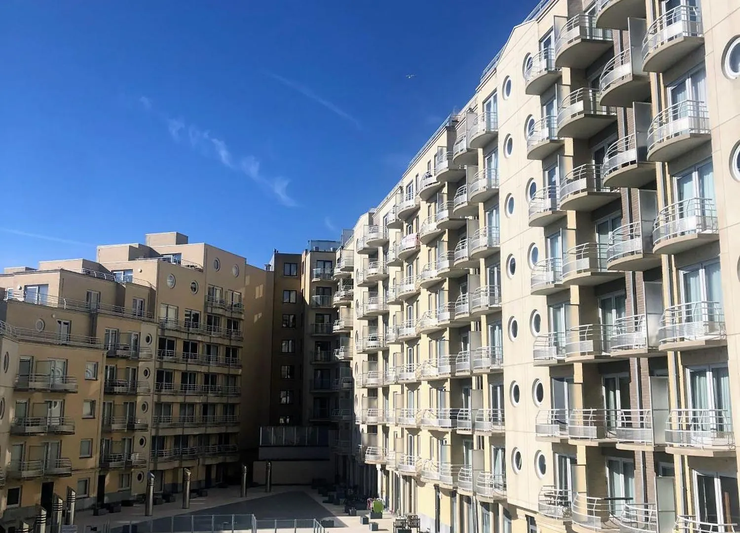 La Vie Sur Mer - Appartement Zijdelings Zeezicht Mariakerke Ostende