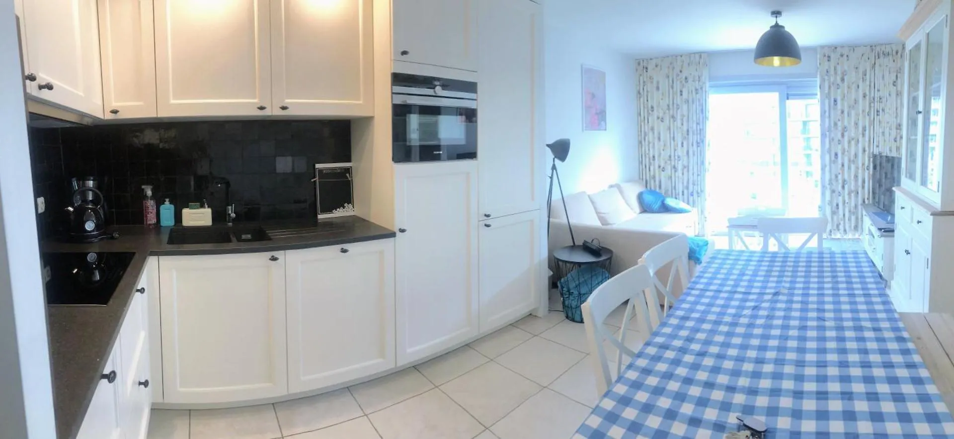 La Vie Sur Mer - Appartement Zijdelings Zeezicht Mariakerke Ostende