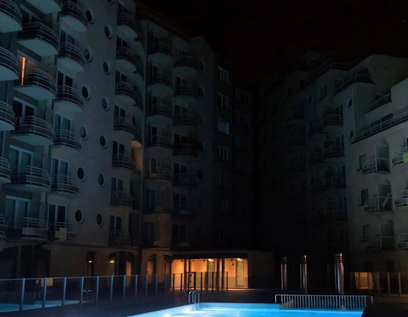 La Vie Sur Mer - Appartement Zijdelings Zeezicht Mariakerke Ostende 0*,