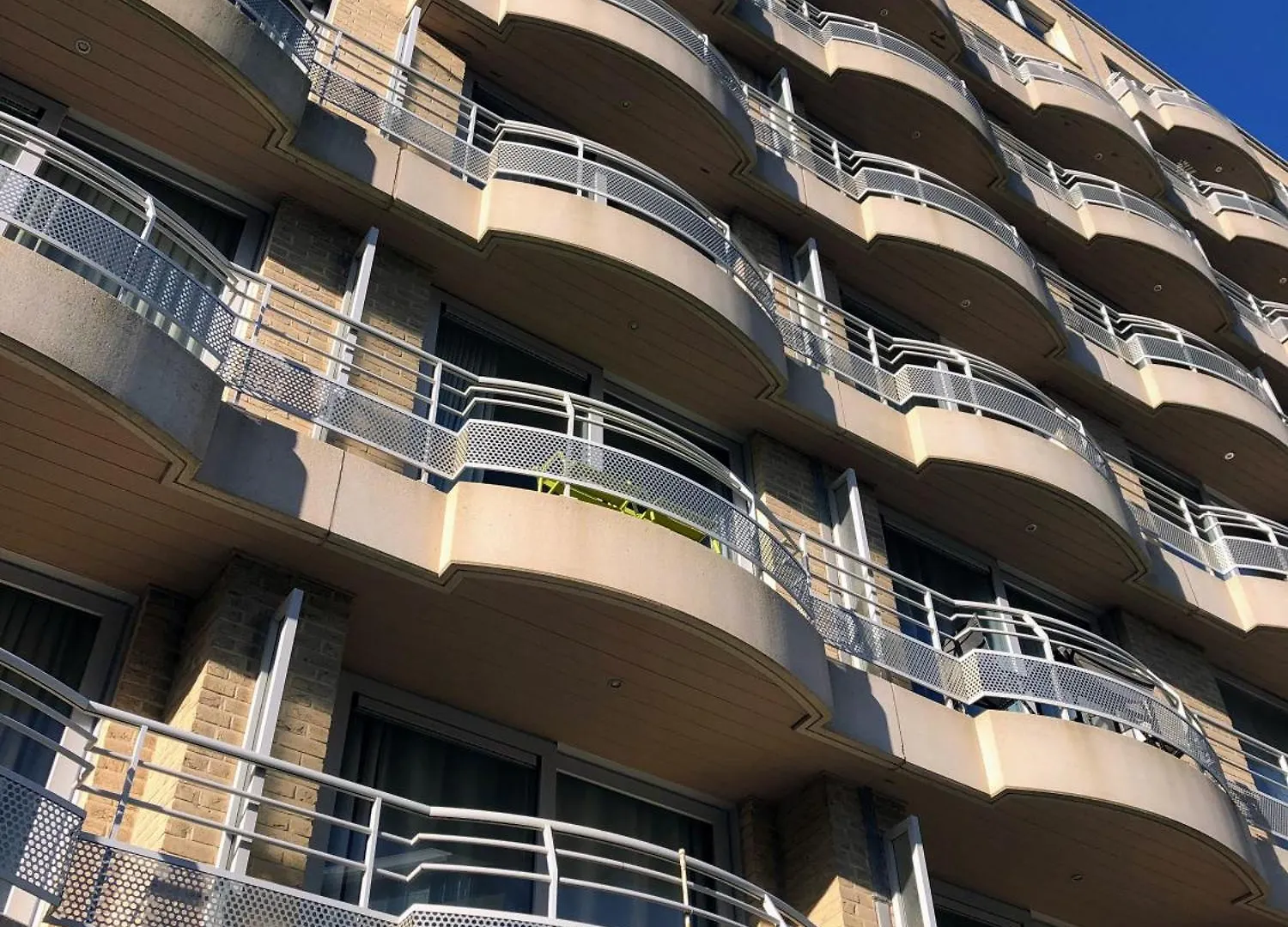 La Vie Sur Mer - Appartement Zijdelings Zeezicht Mariakerke Ostende Belgique